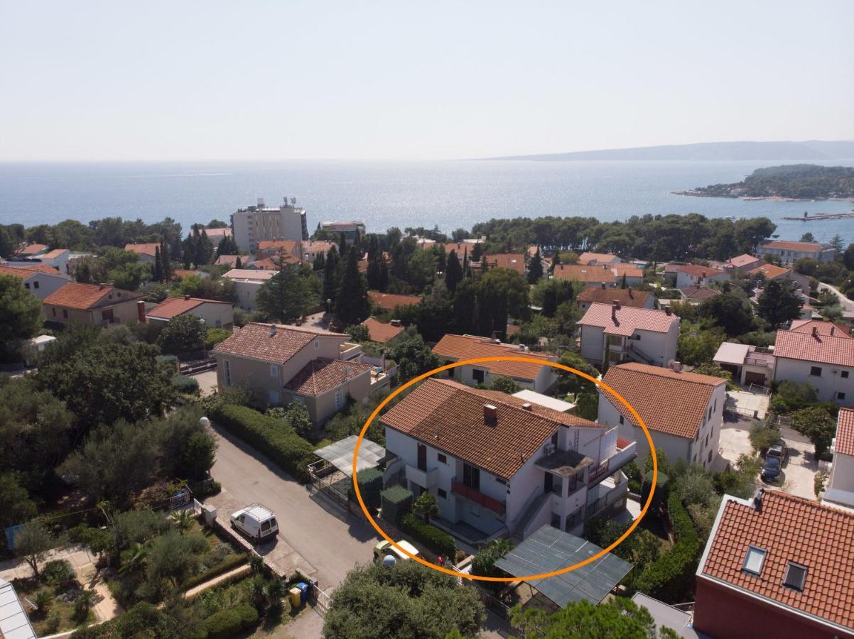 Apartments Miha Крк Экстерьер фото